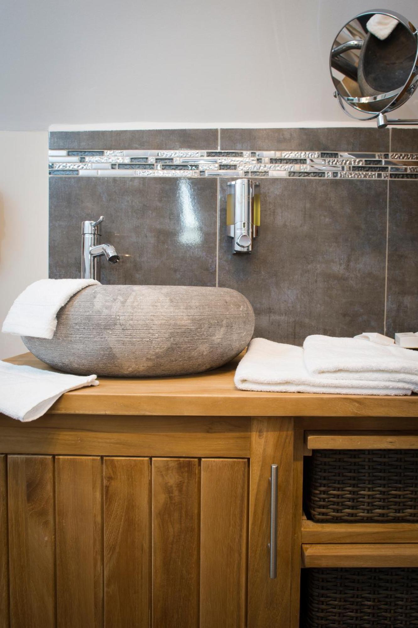 Aux Charmes De Maintenon Room photo